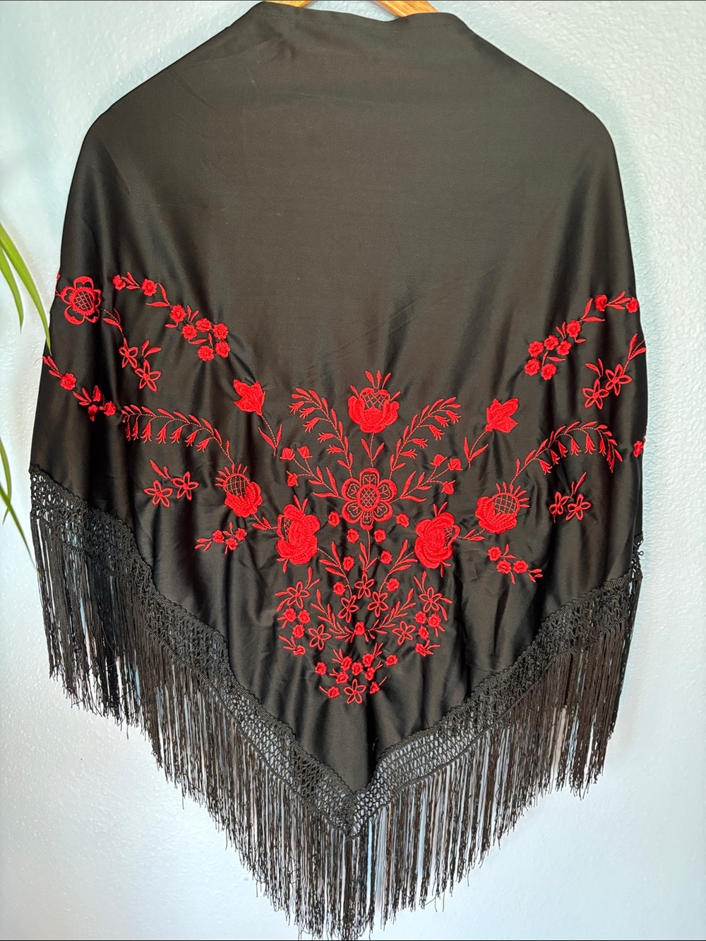 ROMANTIC Spanish Flamenco shawl with red embroidered flowers and fringe.